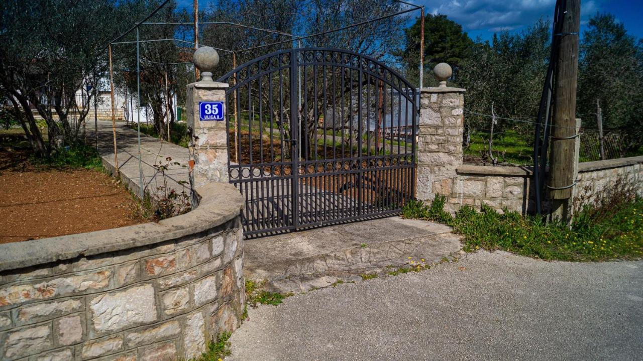 Villa Vecchia Oliva,Kuljica Kukljica Exterior foto
