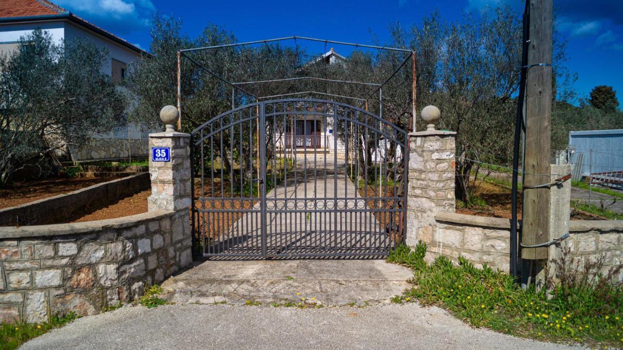 Villa Vecchia Oliva,Kuljica Kukljica Exterior foto